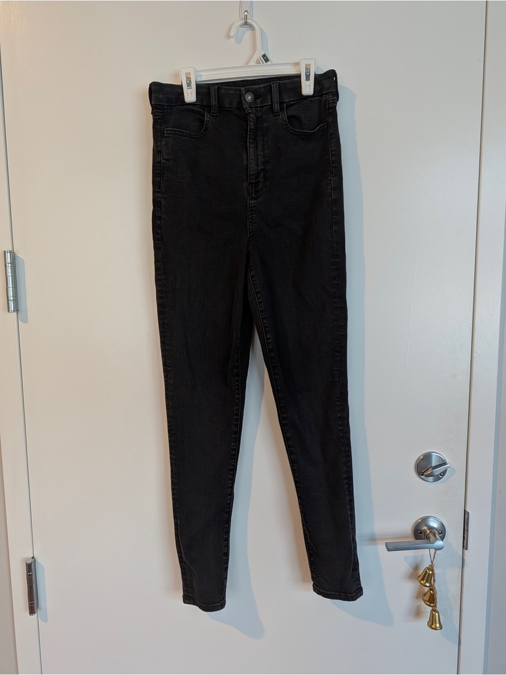 American Eagle Black Women’s High-Rise Skinny Jeans